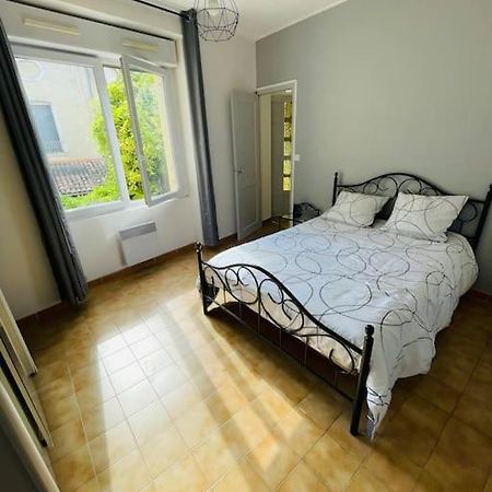 Chez Leo I - Appartement T2 Proche Tricastin Боллен Экстерьер фото